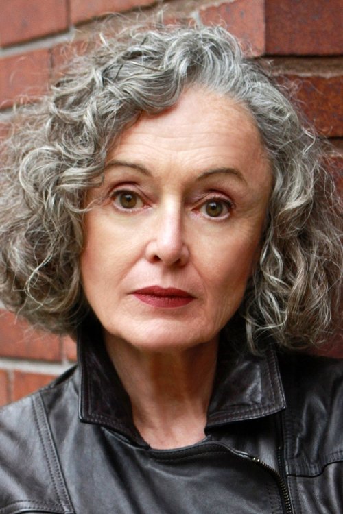 Doris McCarthy as Pat (Cynthia's Mother)