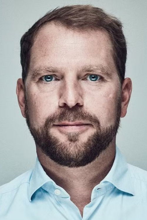 Mikkel Frey Damgaard as Radiovært