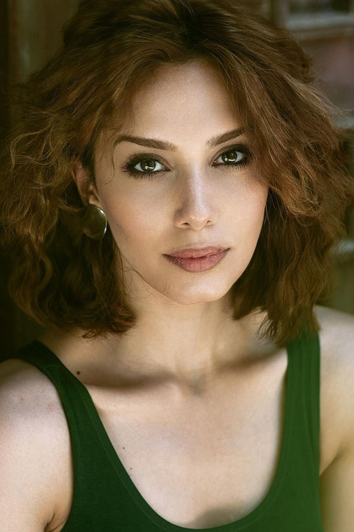 Sabirə Abdullayeva-Rüstəmli as Səbinə