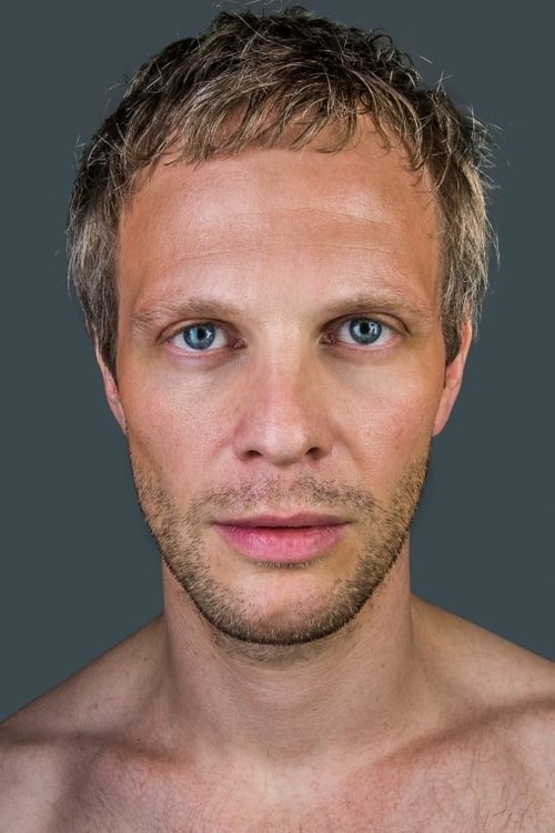 Jan Bluthardt as Jakob