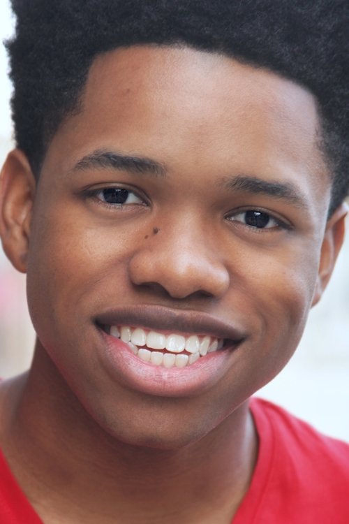 Nathan Davis Jr. as Derrick Fitzgerald