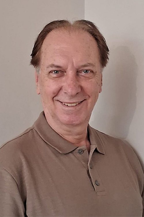 Renato Prieto as Beggar