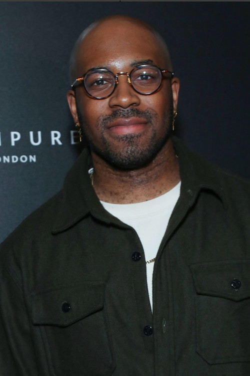 Melvin Taylor II as Travis