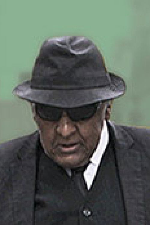 Girma Bèyènè as 