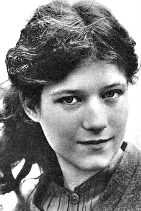 Laura Duke Condominas as Self