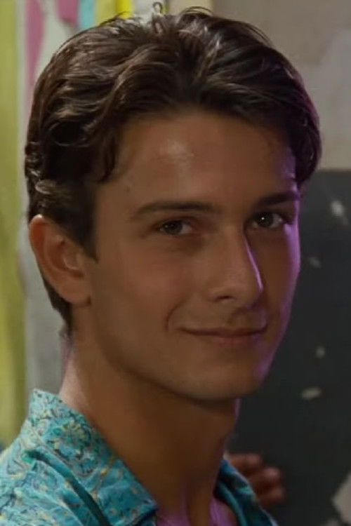 Ciro Piscopo as Sebastiano (segment "Carmela")