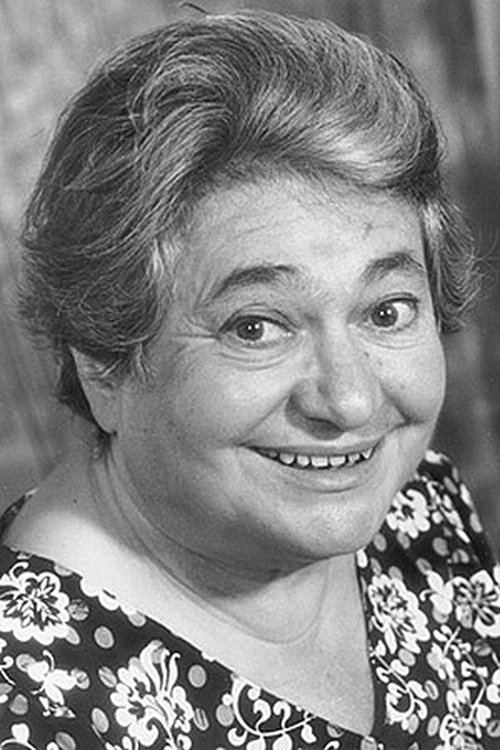 Silvana Bosi as La signora