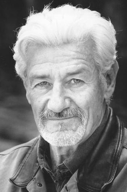 Jean-Claude Jay as Le sénateur Albert Philippe