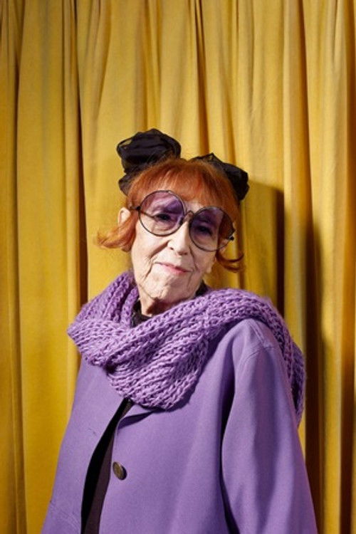 Imme Dros as Interviewee