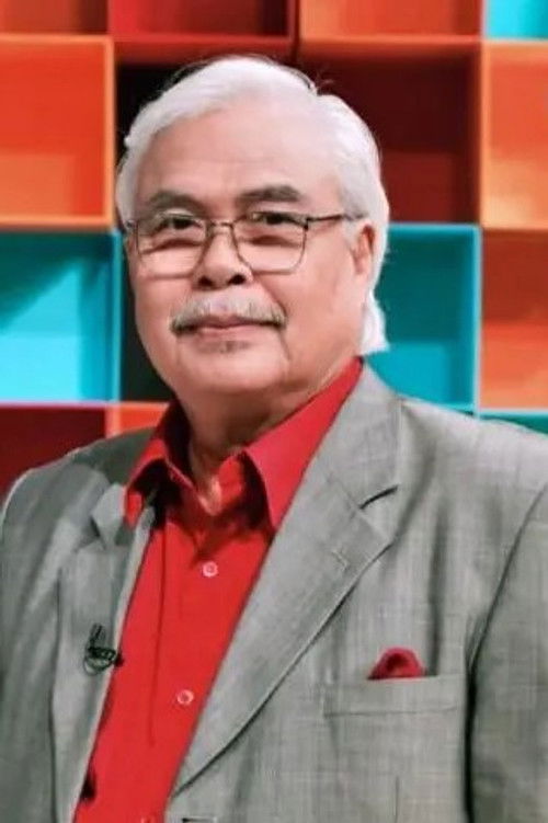 Ahmad Tarmimi Siregar as Atuk Surian