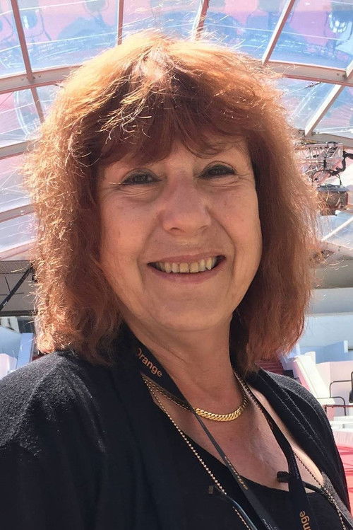 Elisabeth Sacier as Natalie