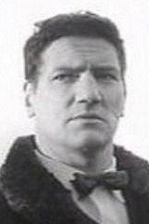 Tom Clegg as Tattooed Fighter