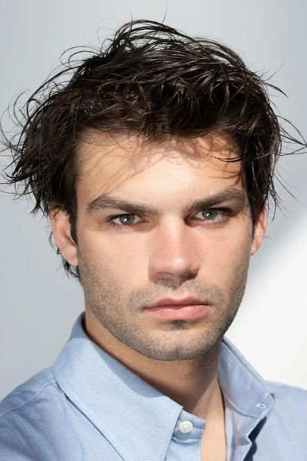 Simon Frühwirth as Jakob