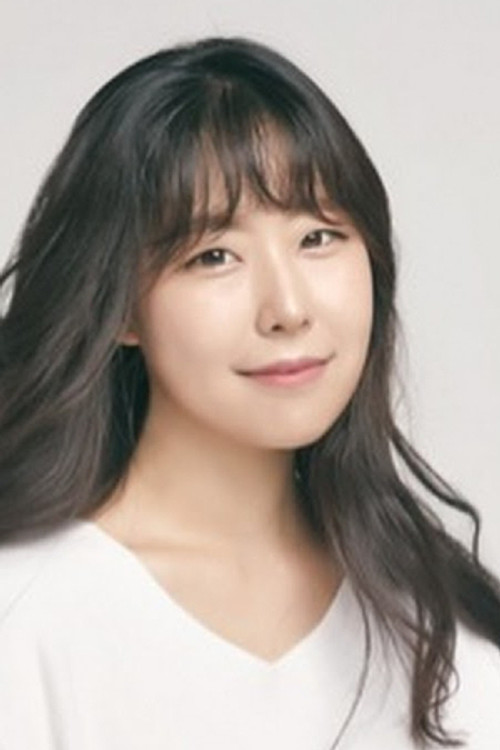 Won Ok-hwa as Kevin (voice)