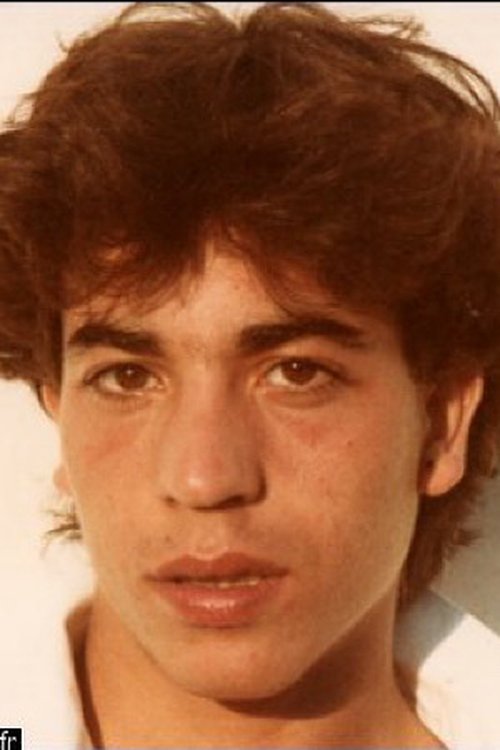 Alexandre del Faro as Decaux