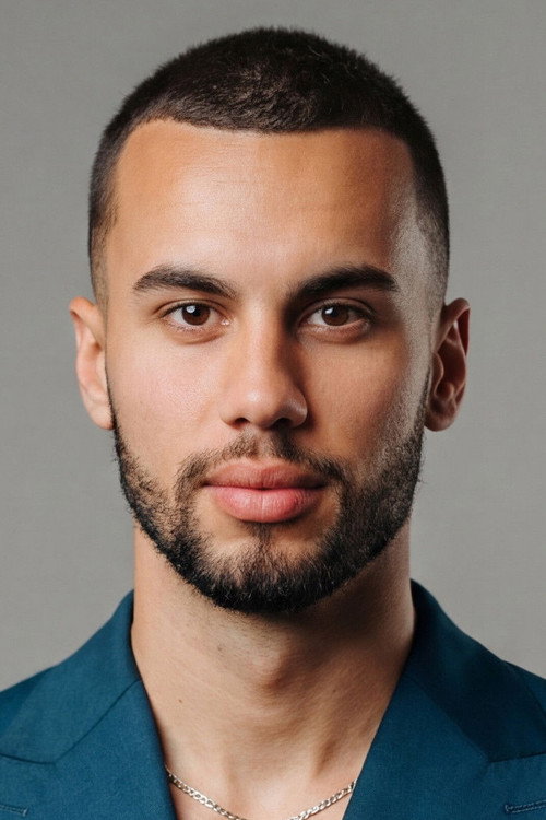 Daniel Frias as El Marqués