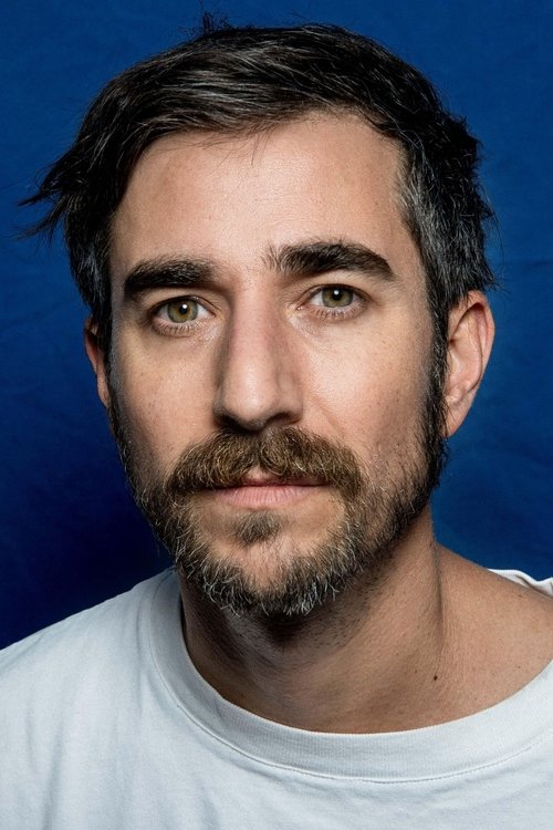 Cristo Montt as Kurt M.