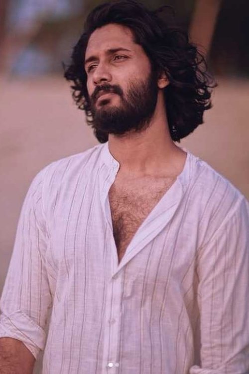 Shambu Menon as Maniyan