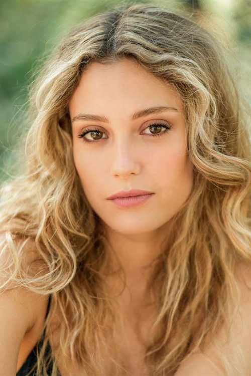 Ana Garcés as La actriz