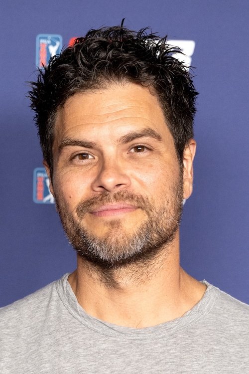 Erik Valdez as Lopez