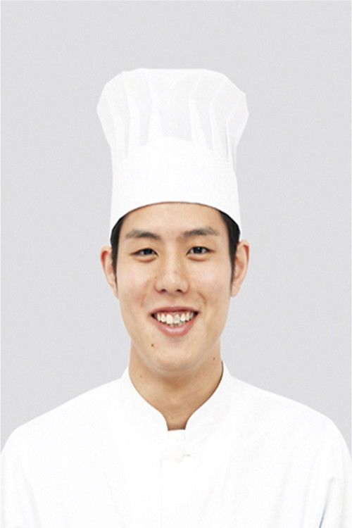 川﨑元太 as 中国料理担当