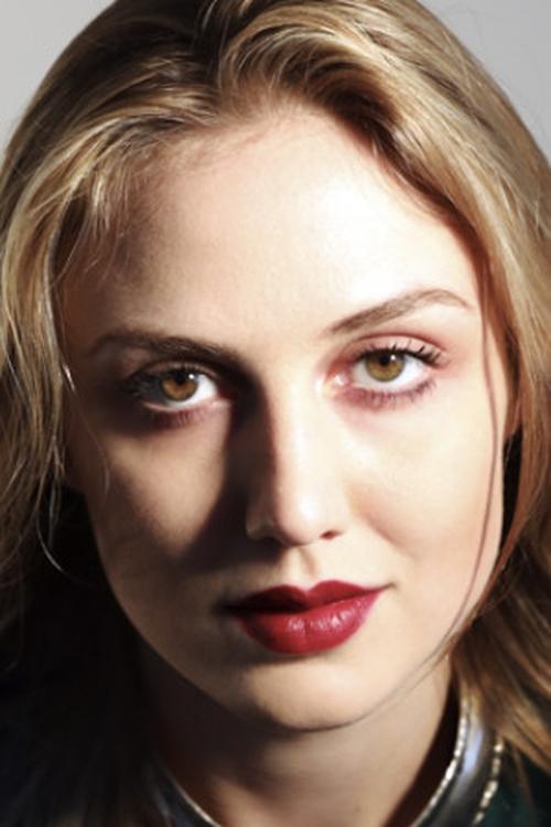 Virginia Rand as Liv