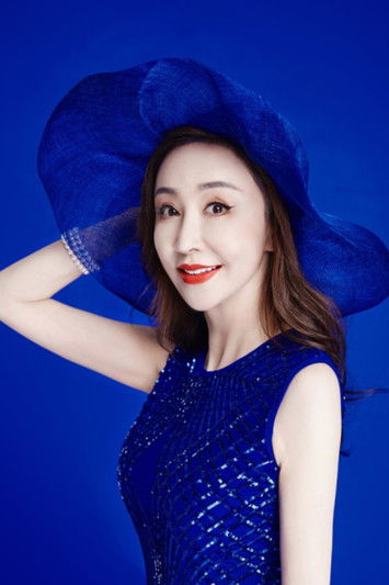 Cao Xixi as Xu Jianing