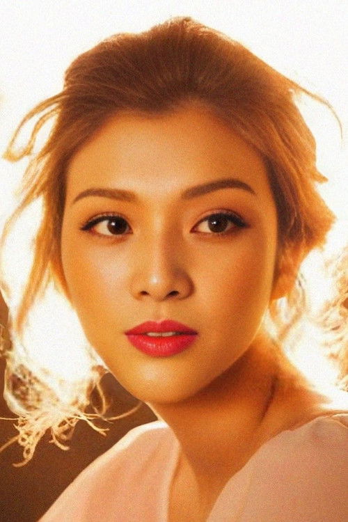 Chelffy Yau as Passenger