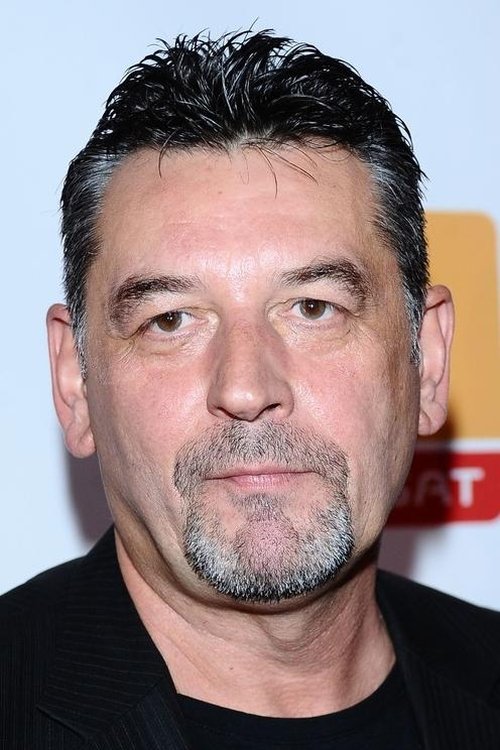 Artur Dziurman as Jurek