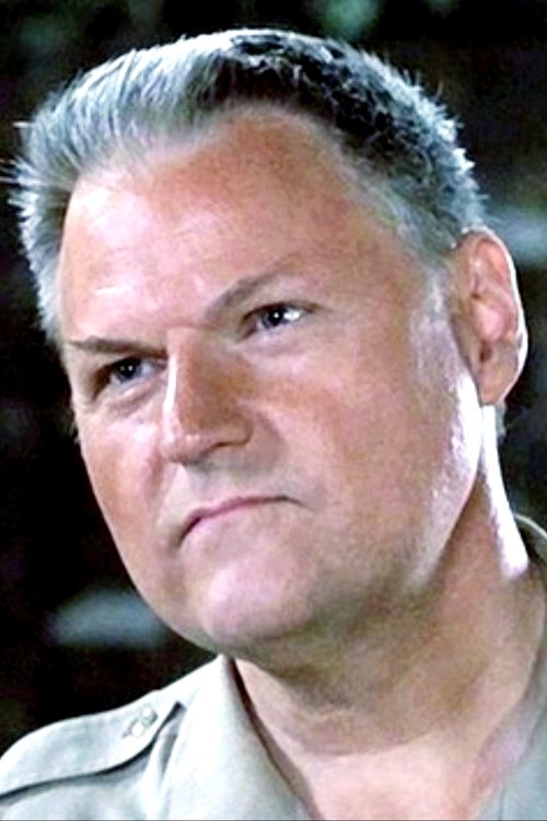 Walt MacPherson as Detective Gracey