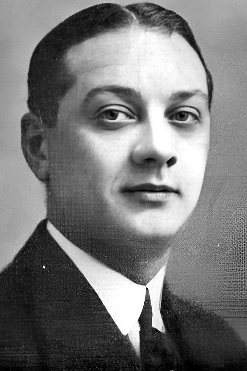 Pierre Piérade as Kraver