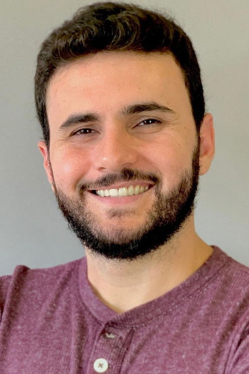 Felipe Ferreira as Bruno