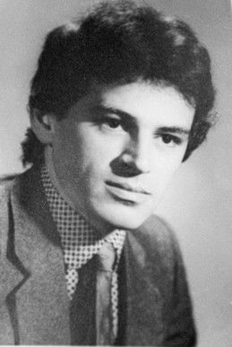 Ioan Luchian Mihalea as 