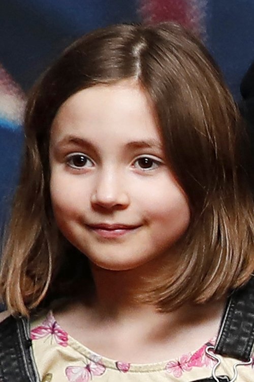 Sasha Lemaître Cremaschi as Chloé