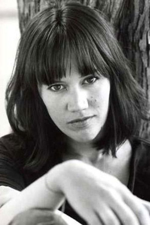 Marie Ravel as Karine