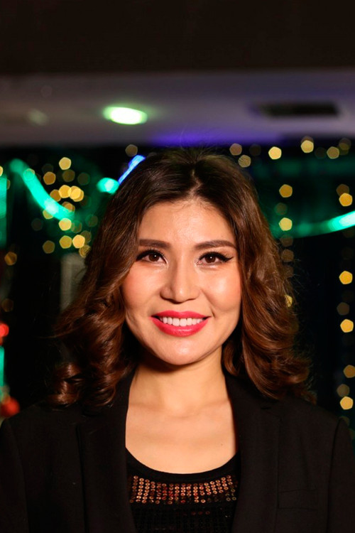 Otgontsetseg Garaajav as Yalguun