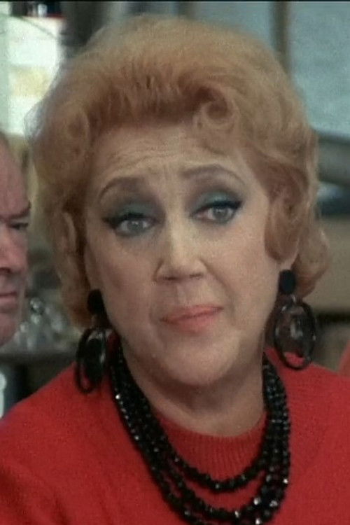 Léa Gray as Hospitalized woman