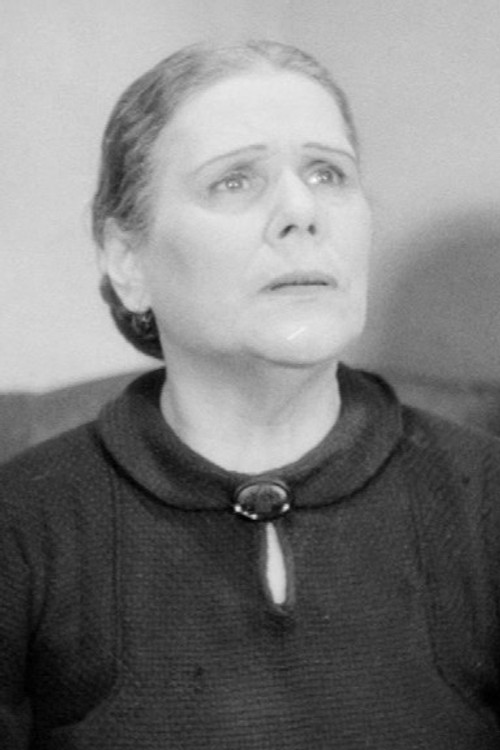 Emilia D'Oliveira as Catarina de Sousa