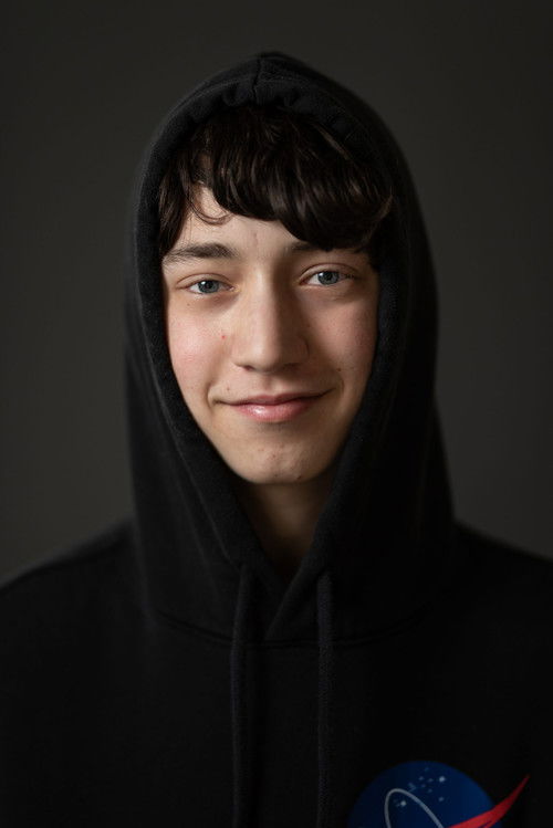 Lars Nieuwenhuis as Lucas