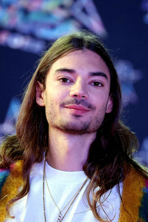 Lucas Taupin as Self