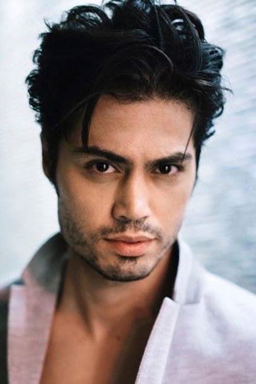 Arleo Dordar as Ex-boyfriend