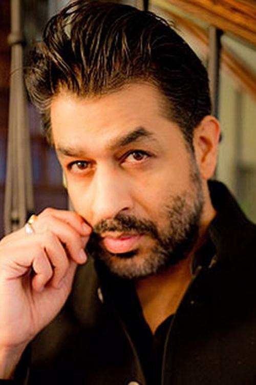 Rajat Bedi as Vijay Varma (Pooja's brother)