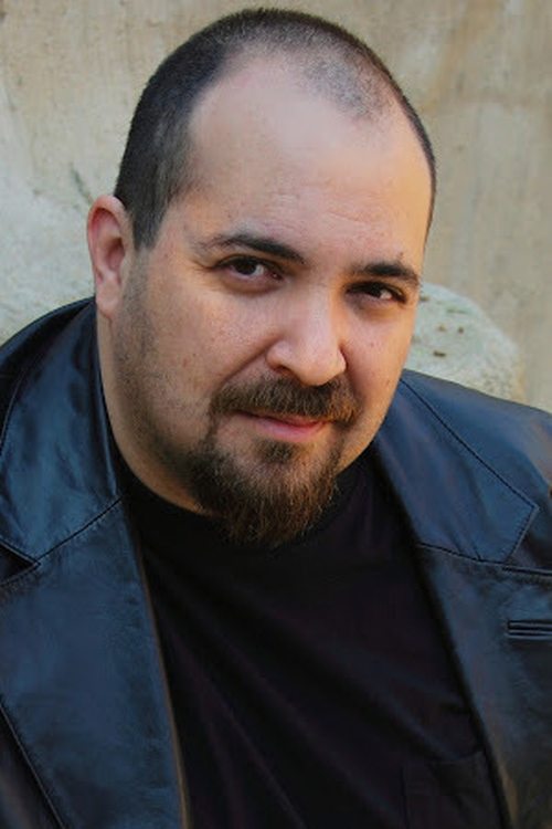 Joe Vaz as Miguel Belo