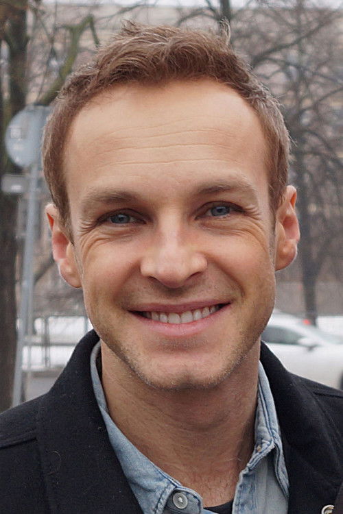Artur Chamski as Szymon