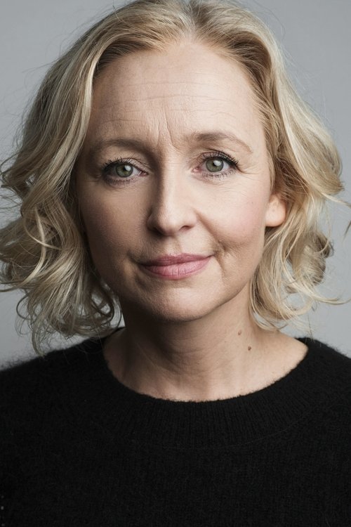 Jo-Anne Stockham as Lucy