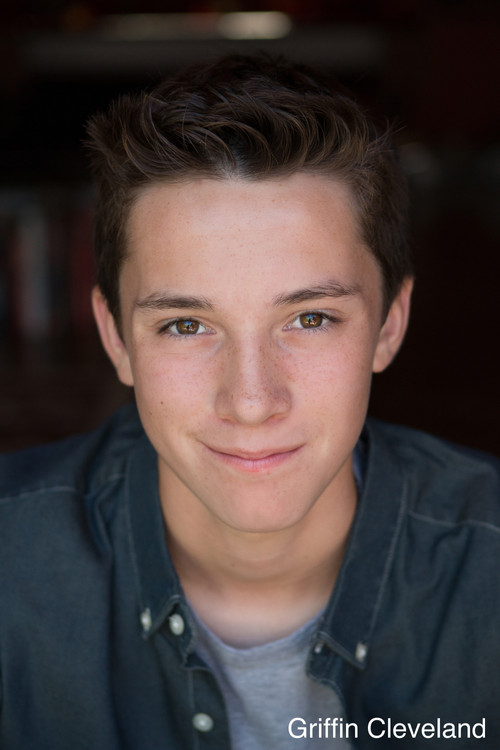 Griffin Cleveland as Evan