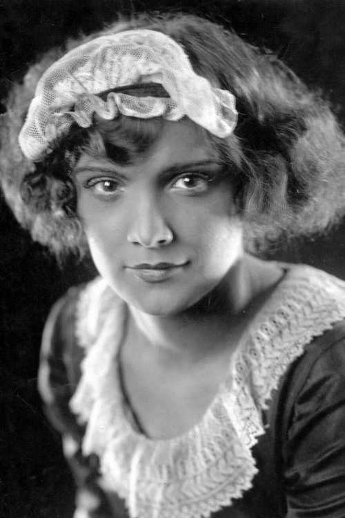 Irma Harrison as Yolanda Kosloff