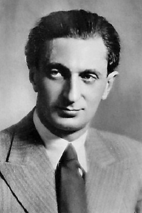 Felix Bressart as Michael Simon