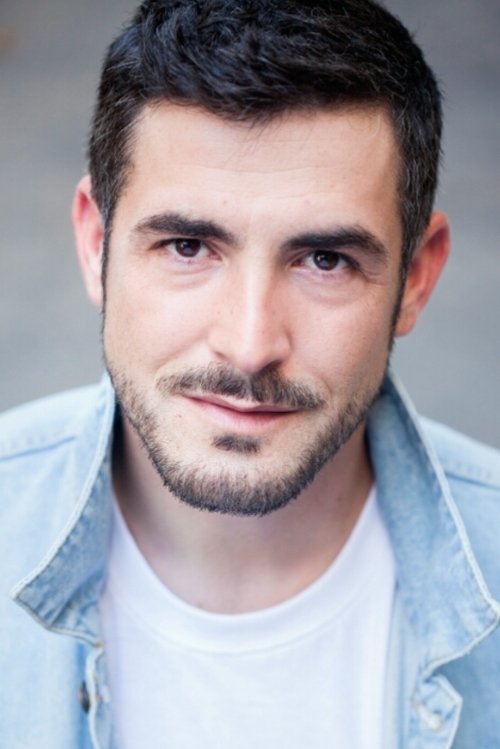 Francesco Bomenuto as Carlo