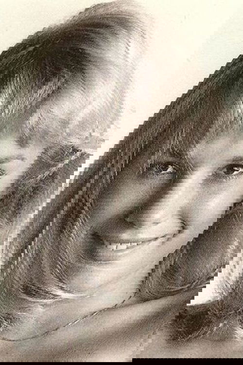 Monique van de Ven as Olga Stapels